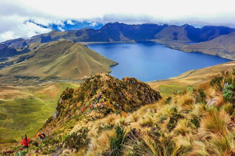 Fuya Fuya Day Tour - Condor Trekk Expedition Ecuador
