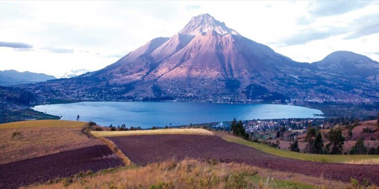 Imbabura Volcano Day Tour - Condor Trekk Expedition Ecuador