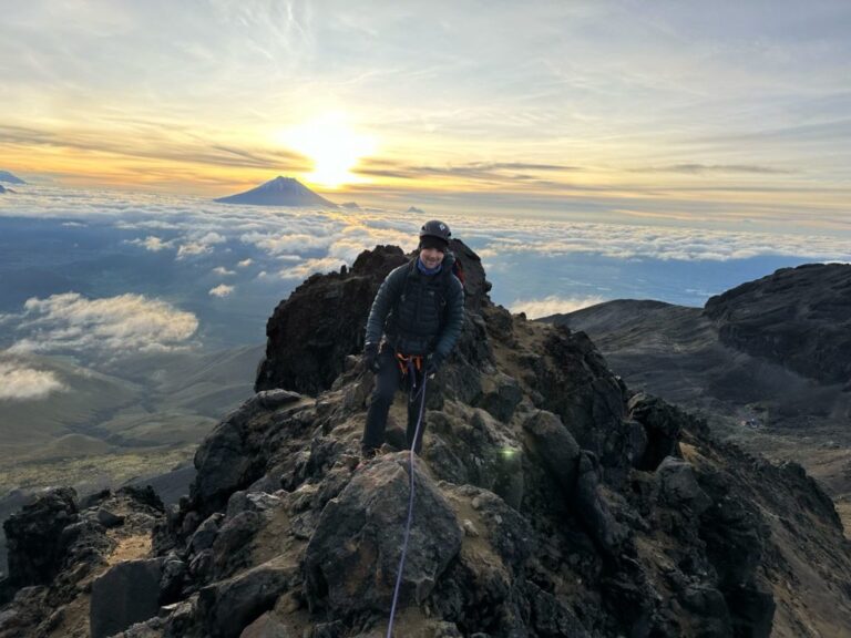 Iliniza Norte Climb - Condor Trekk Expedition Ecuador