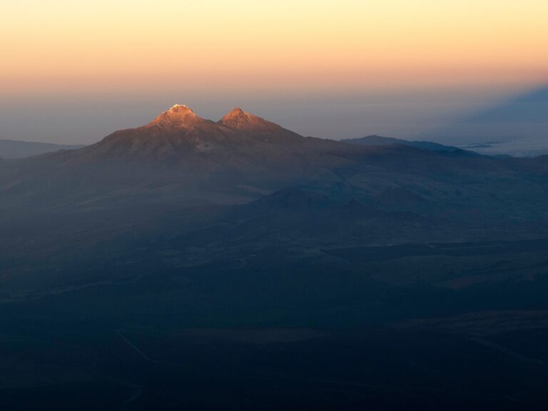 Chimborazo - Condor Trekk Expedition Ecuador