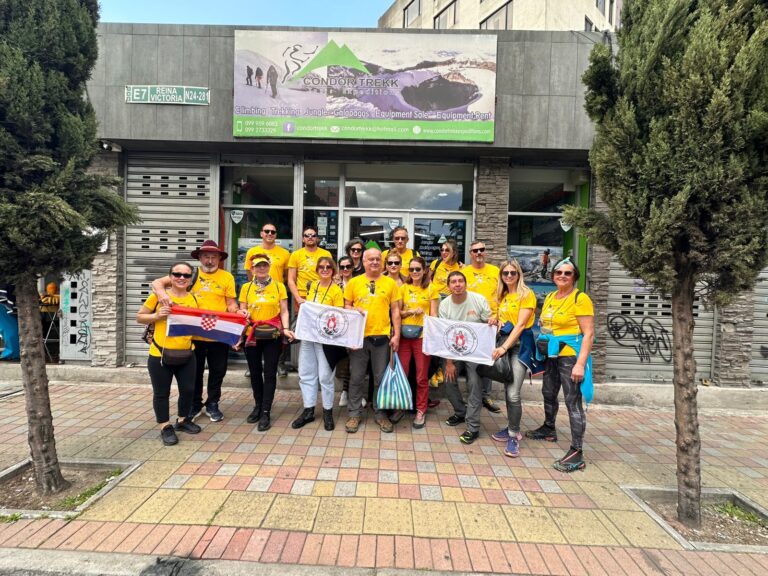 Condortrekk Expeditions — Ecuador Andes adventure 3