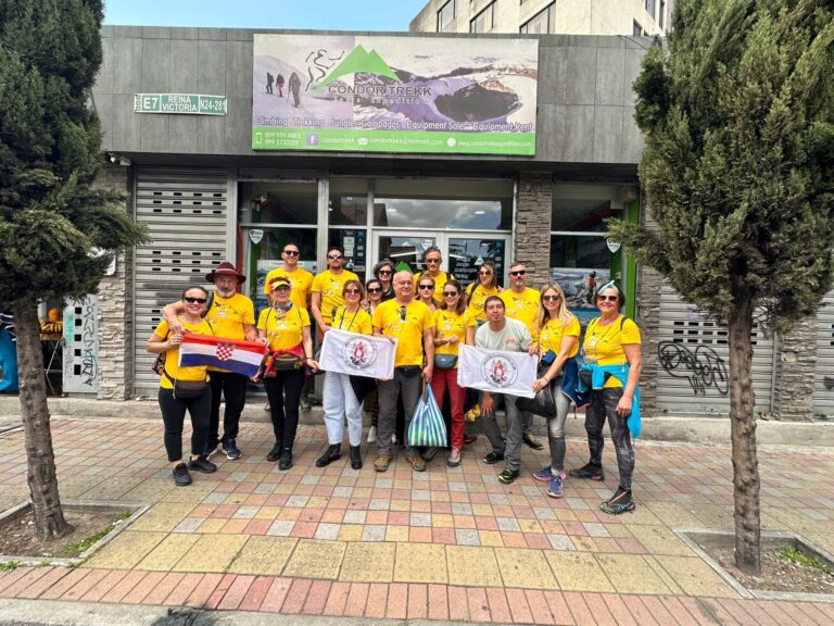 Condortrekk Expeditions — Ecuador Andes adventure 9